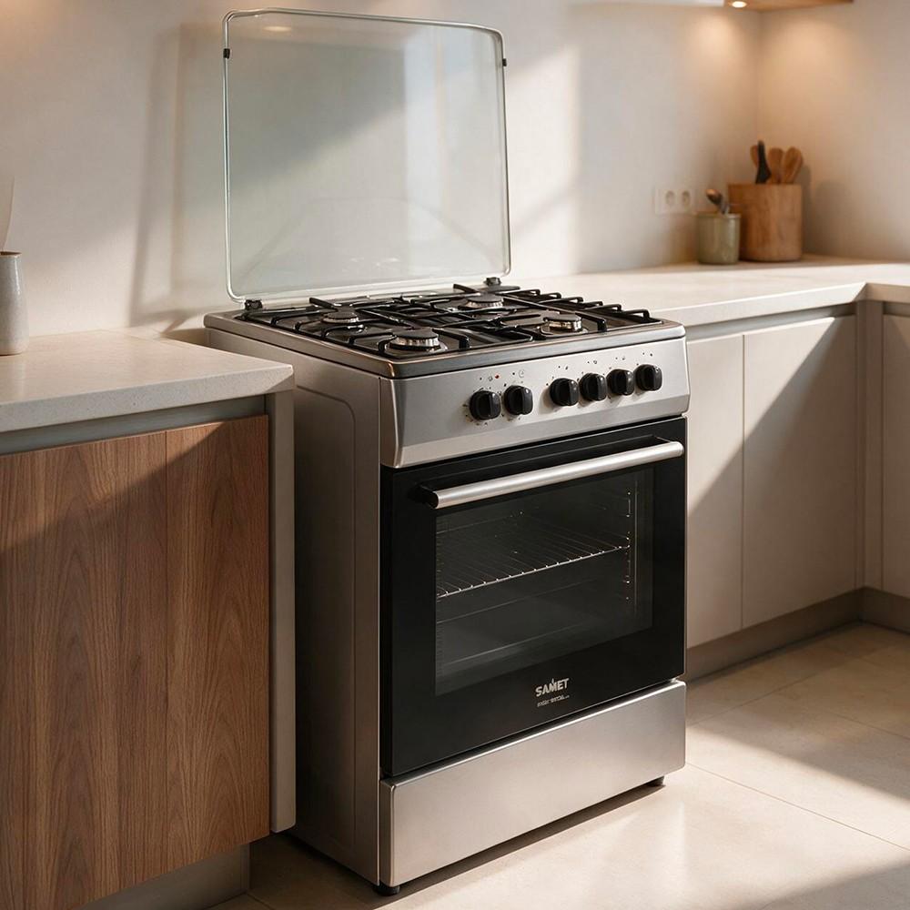 Cucina a gas Tremiti 60x60 con forno multifunzione e grill elettrico 70 litri silver e top nero classe A Samet Indomita Line