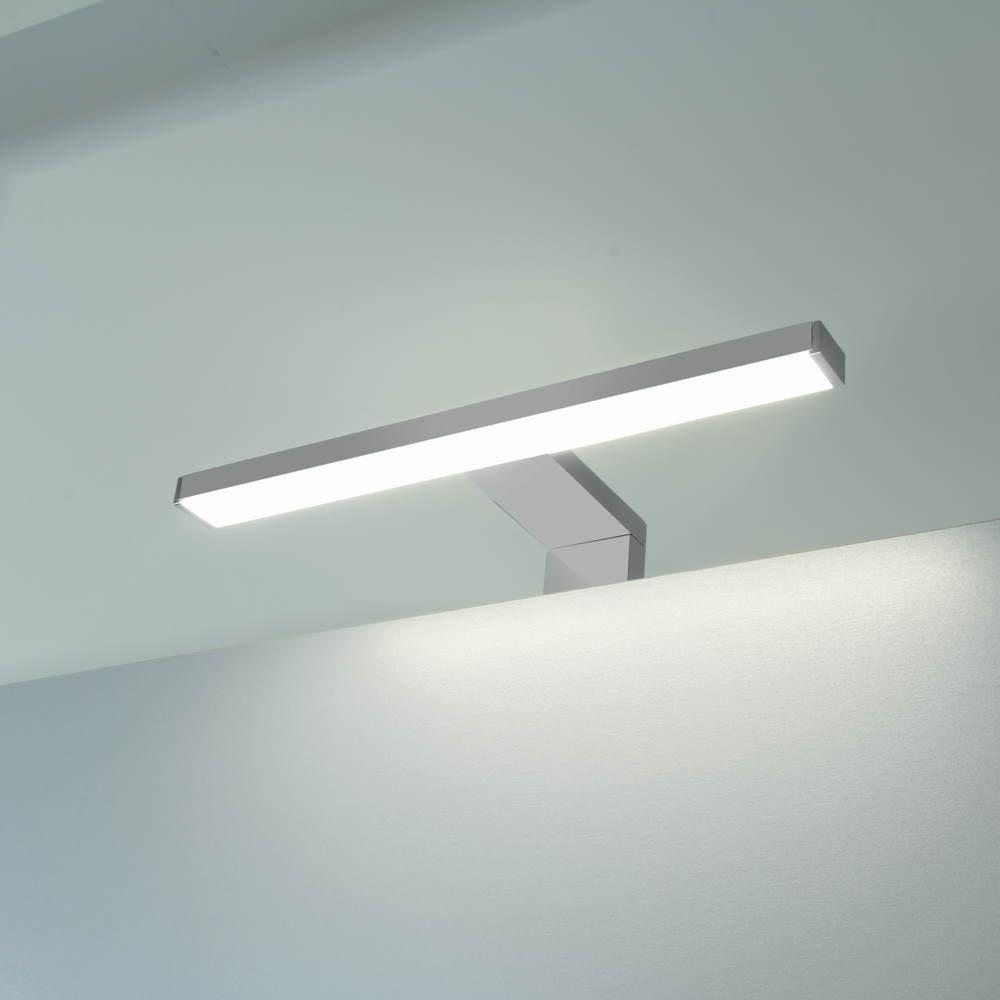 Lampada LED Atos cromata per bagno 5,6 watt